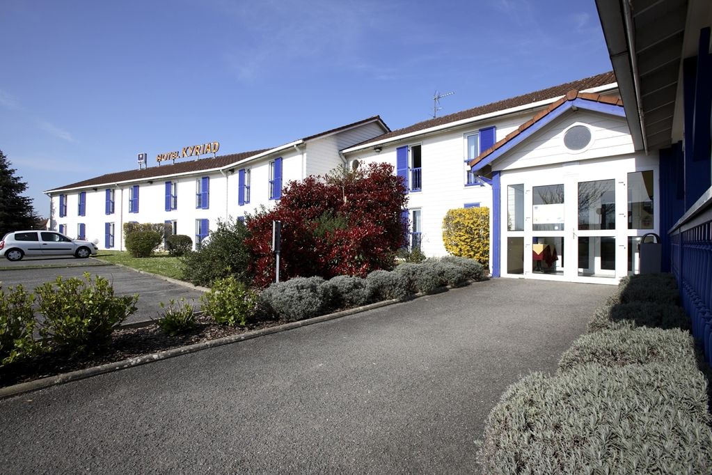 Kyriad Bourges Sud Exterior foto