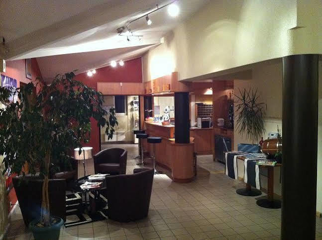 Kyriad Bourges Sud Exterior foto